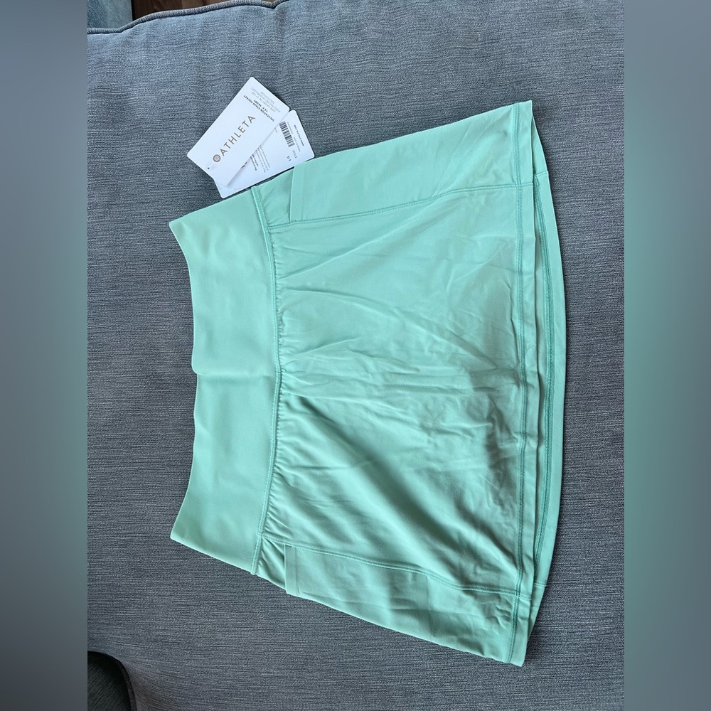 Athleta salutation stash pocket 14.5” skort